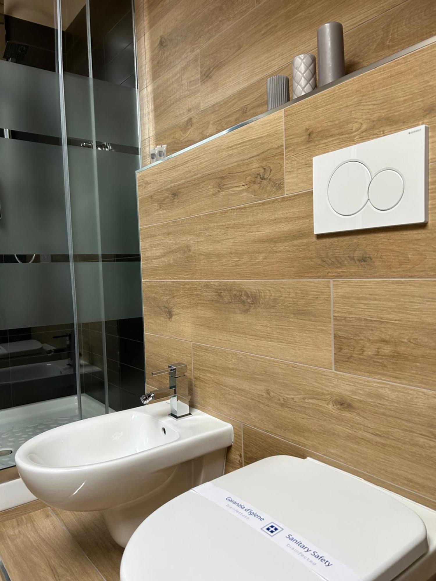 Apartment 12zero38 *