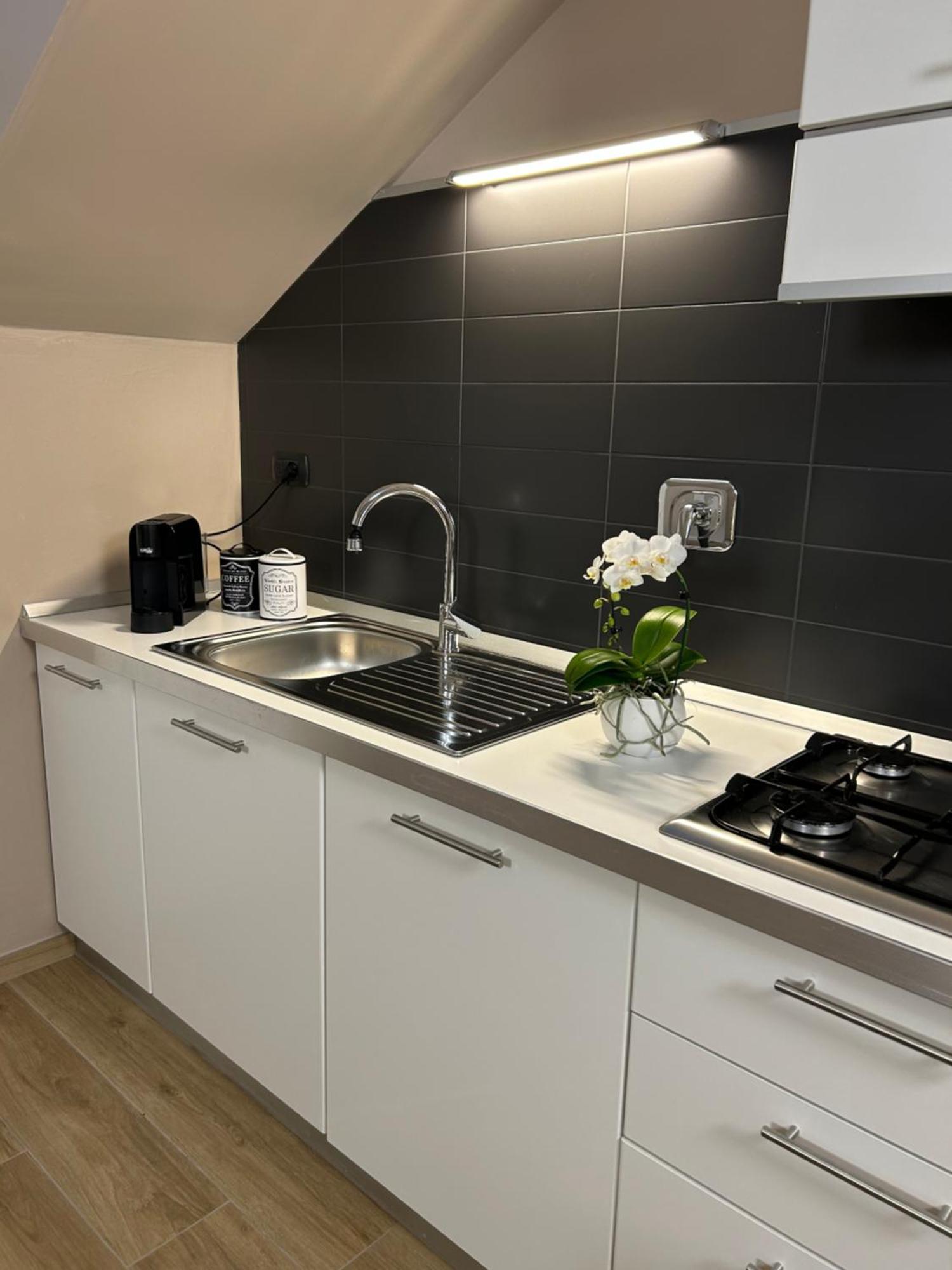Apartment 12zero38 *